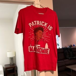 Patrick Mahomes tshirt - M